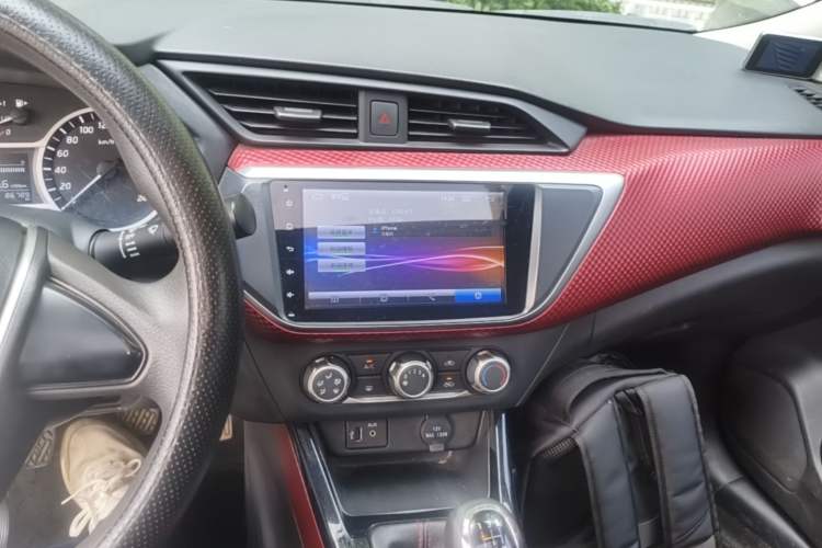 Used Nissan Lannia 2016 1.6L Manual Cool Edition Audio And AC Panel