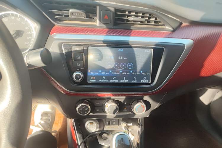 Used Nissan Lannia 2016 1.6L CVT Smart Cool Edition Audio And AC Panel