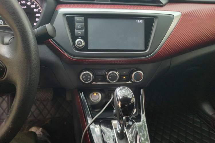 Used Nissan Lannia 2016 1.6L CVT Smart Cool Edition Audio And AC Panel