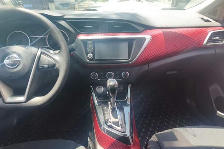 Used Nissan Lannia 2016 1.6L CVT Smart Cool Edition Audio And AC Panel