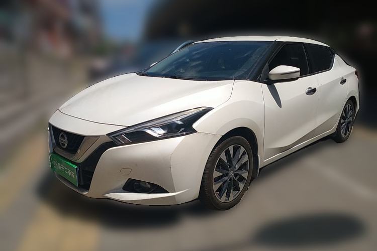 Gebrauchter Nissan Lannia 2016 1.6L CVT Smart Cool Edition Guazi used car, China used car export, Used car for sale, Used cars, Cheapest cars for sale