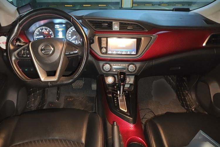 Used Nissan Lannia 2016 1.6L CVT High-Energy Version Center Console