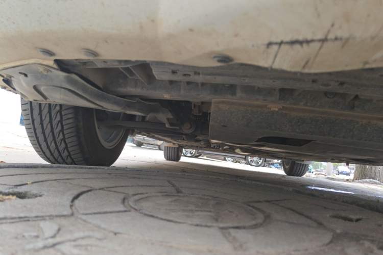 Used Nissan Lannia 2016 1.6L CVT Cool Edition Chassis Front Right