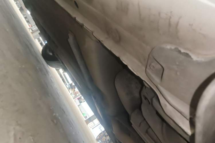 Used Nissan Lannia 2016 1.6L CVT Cool Edition Chassis Rear Left
