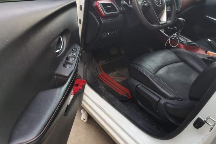 Used Nissan Lannia 2016 1.6L CVT Smart Cool Edition Driver Seat
