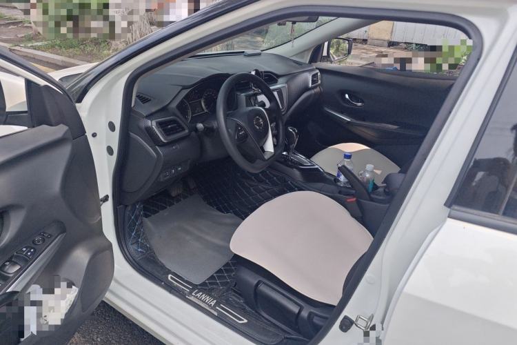 Used Nissan Lannia 2016 1.6L CVT Smart Cool Edition Driver Seat