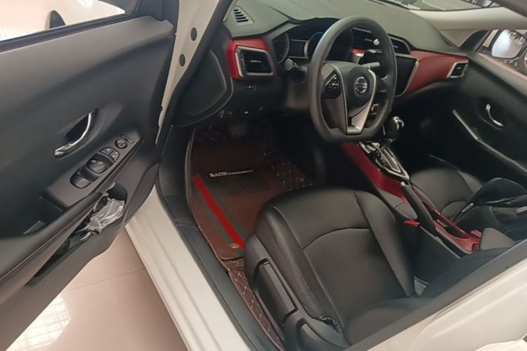 Used Nissan Lannia 2016 1.6L CVT Cool Edition Driver Seat