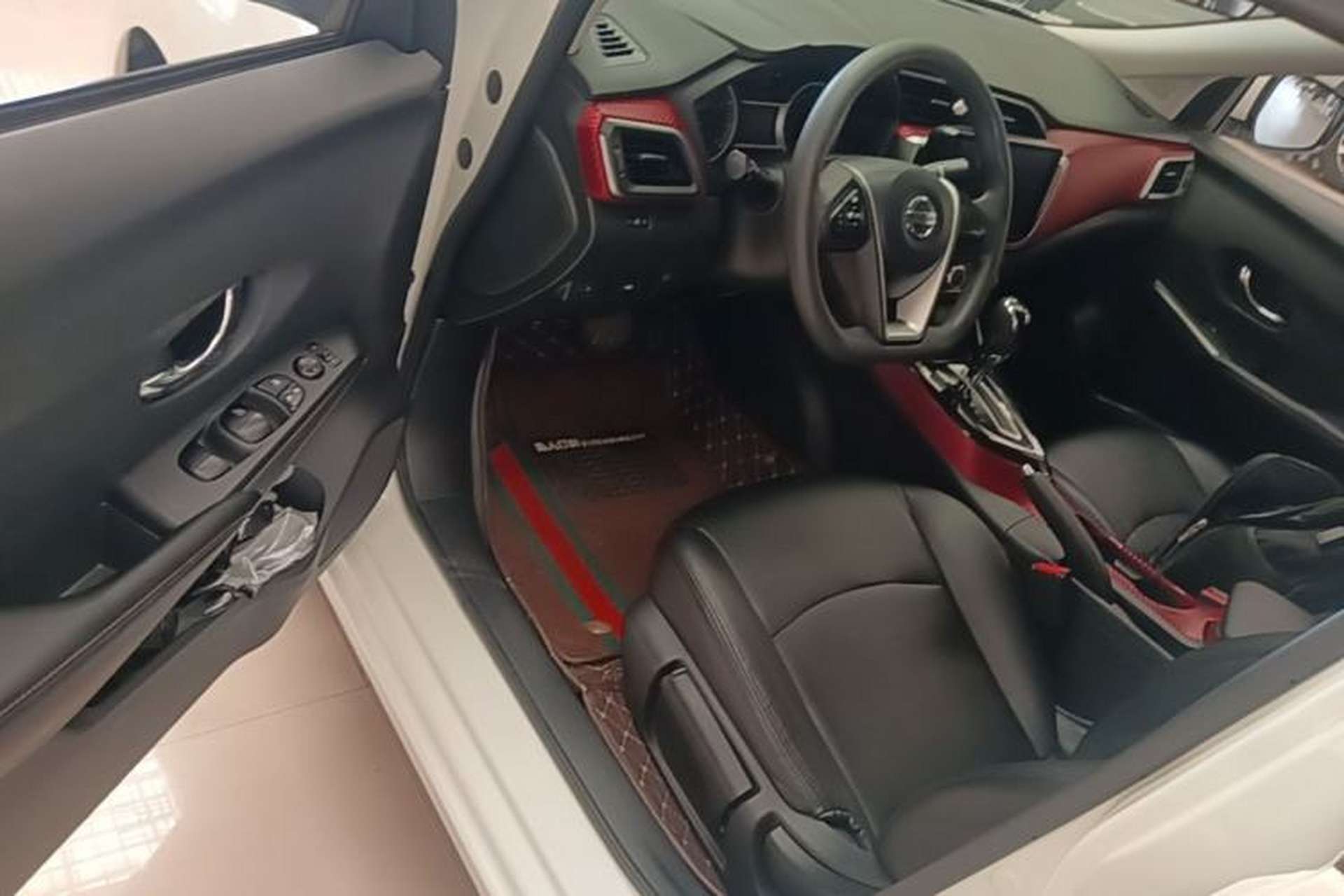 Used Nissan Lannia 2016 1.6L CVT Cool Edition Driver Seat