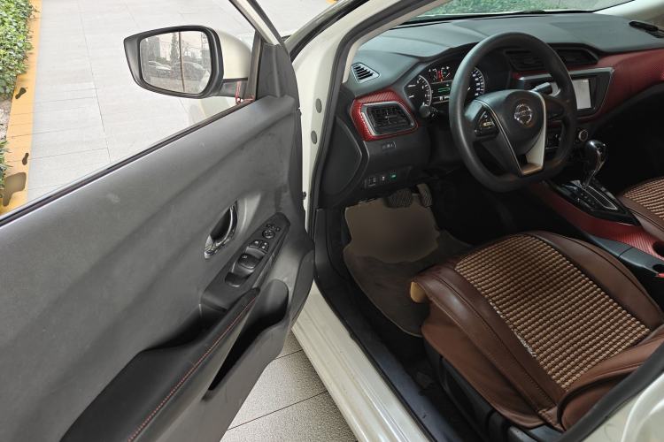 Used Nissan Lannia 2016 1.6L CVT Smart Cool Edition Driver Seat