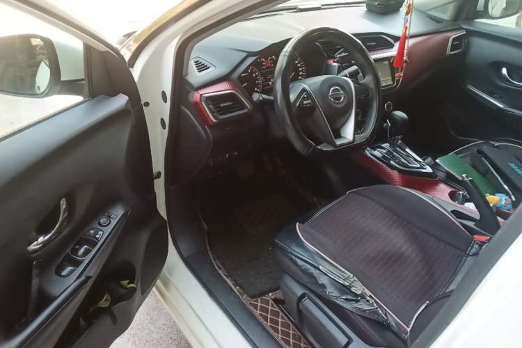 Used Nissan Lannia 2016 1.6L CVT Smart Cool Edition Driver Seat