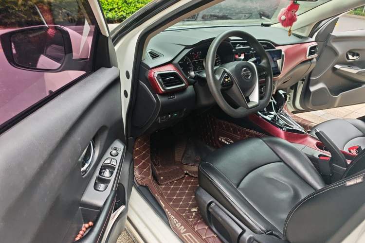 Used Nissan Lannia 2016 1.6L CVT Smart Cool Edition Driver Seat