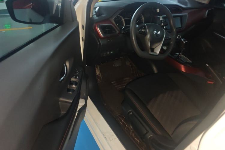Used Nissan Lannia 2016 1.6L CVT Smart Cool Edition Driver Seat