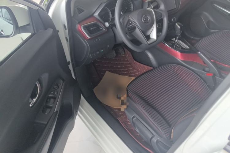 Used Nissan Lannia 2016 1.6L CVT Smart Cool Edition Driver Seat