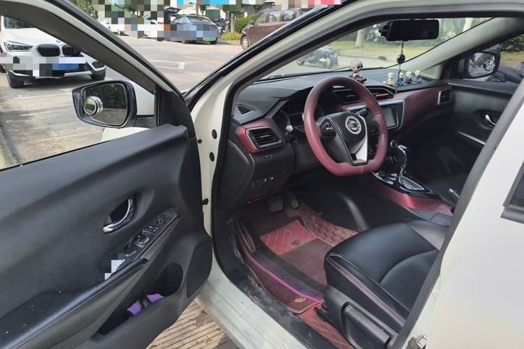 Used Nissan Lannia 2016 1.6L CVT Smart Cool Edition Driver Seat