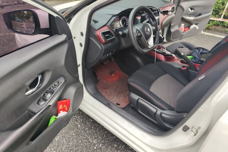 Used Nissan Lannia 2016 1.6L CVT Smart Cool Edition Driver Seat
