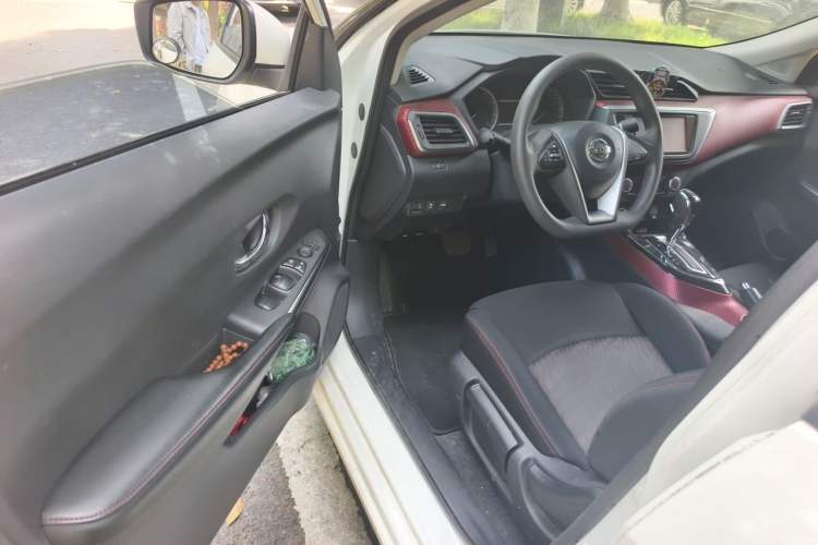 Used Nissan Lannia 2016 1.6L CVT Smart Cool Edition Driver Seat