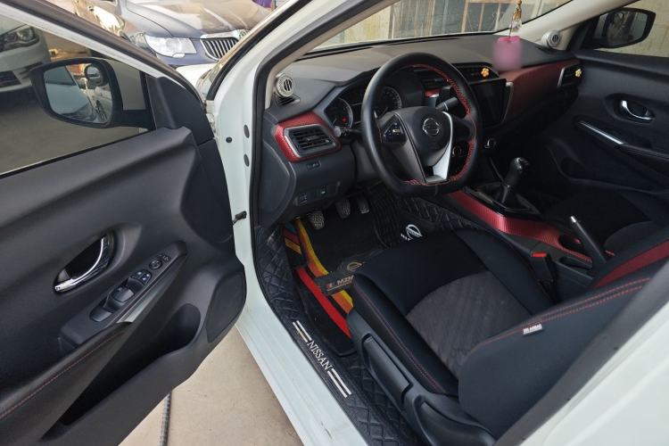 Used Nissan Lannia 2016 1.6L Manual Cool Edition Driver Seat