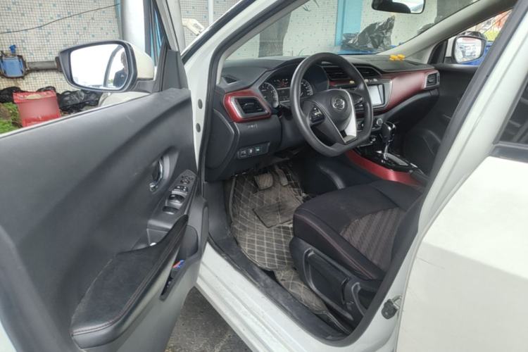 Used Nissan Lannia 2016 1.6L CVT Smart Cool Edition Driver Seat