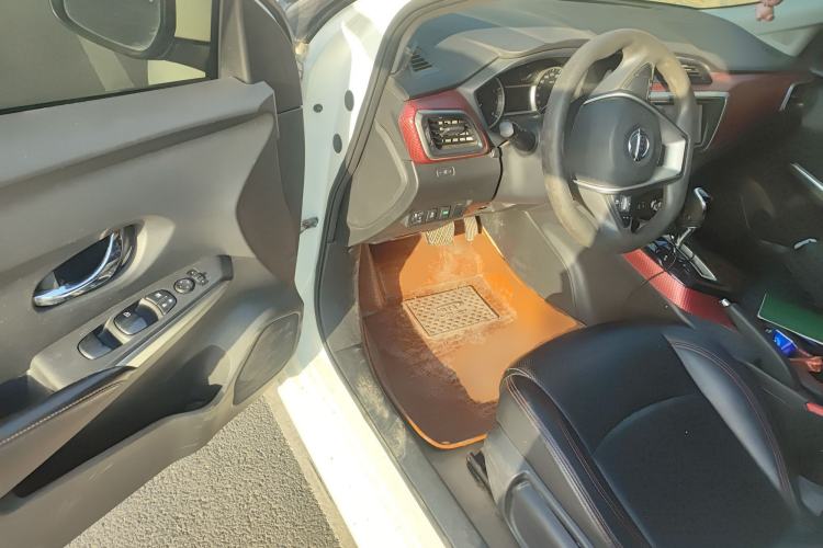 Used Nissan Lannia 2016 1.6L CVT Smart Cool Edition Driver Seat