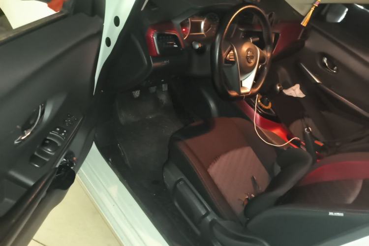 Used Nissan Lannia 2016 1.6L Manual Cool Edition Driver Seat