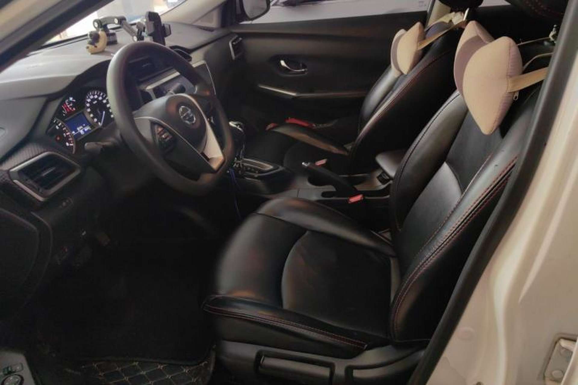 Used Nissan Lannia 2016 1.6L CVT Cool Edition Driver Seat