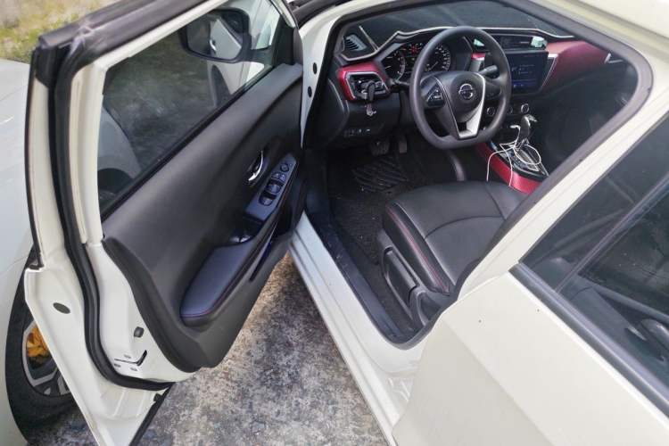Used Nissan Lannia 2016 1.6L CVT Smart Cool Edition Driver Seat