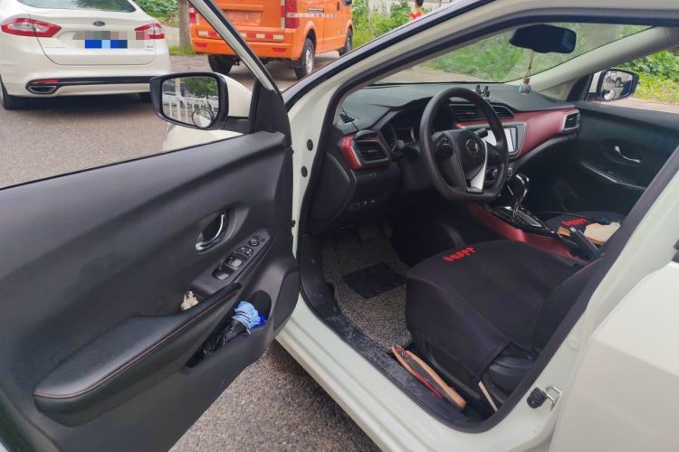 Used Nissan Lannia 2016 1.6L CVT Smart Cool Edition Driver Seat