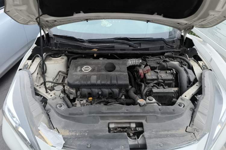 Used Nissan Lannia 2016 1.6L CVT Cool Edition Engine Bay