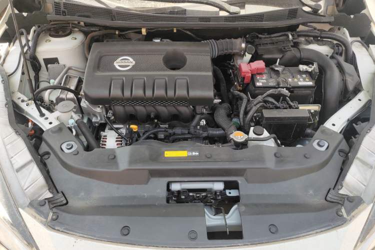 Used Nissan Lannia 2016 1.6L CVT Smart Cool Edition Engine Bay
