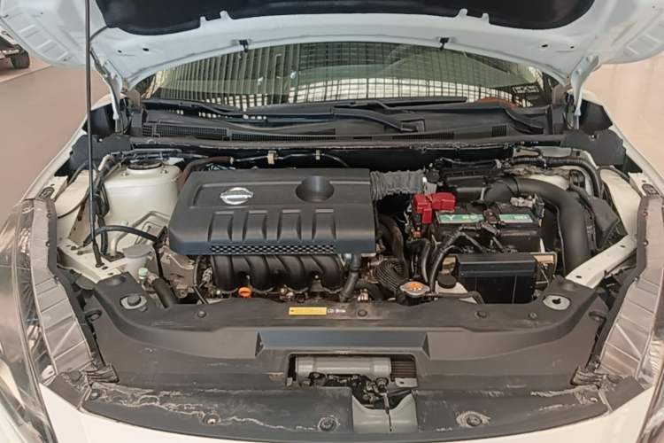 Used Nissan Lannia 2016 1.6L CVT Cool Edition Engine Bay