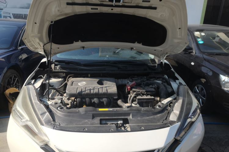 Used Nissan Lannia 2016 1.6L CVT Smart Cool Edition Engine Bay