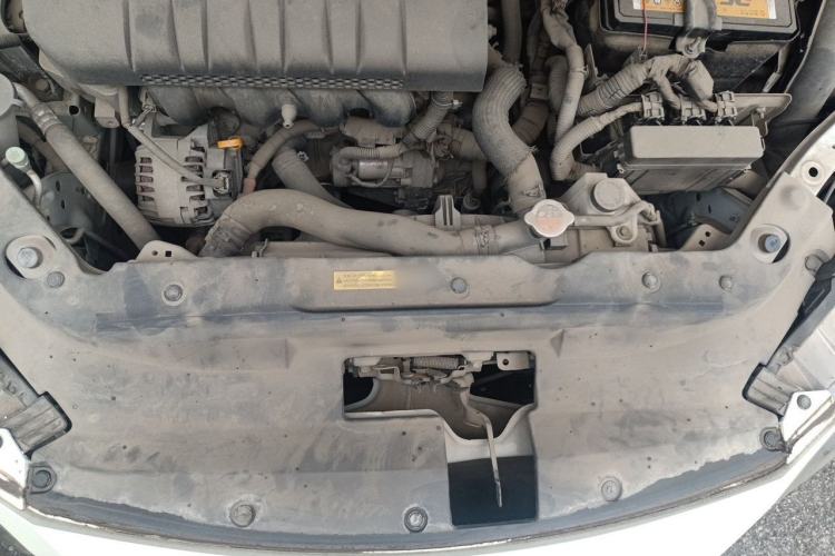 Used Nissan Lannia 2016 1.6L CVT Smart Cool Edition Engine Bay
