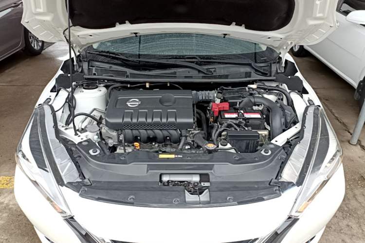 Used Nissan Lannia 2016 1.6L Manual Cool Edition Engine Bay