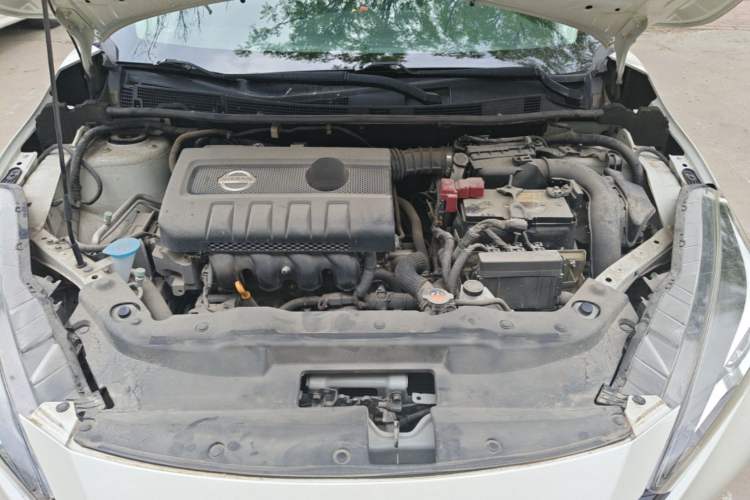 Used Nissan Lannia 2016 1.6L CVT Cool Edition Engine Bay