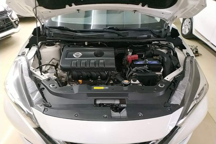 Used Nissan Lannia 2016 1.6L Manual Cool Edition Engine Bay