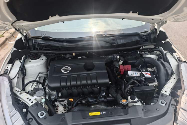 Used Nissan Lannia 2016 1.6L CVT Cool Edition Engine Bay