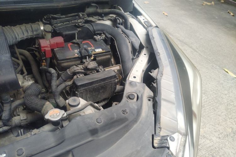 Used Nissan Lannia 2016 1.6L CVT Smart Cool Edition Engine Bay Left
