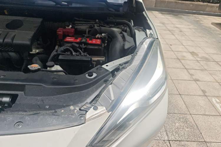 Used Nissan Lannia 2016 1.6L CVT Smart Cool Edition Engine Bay Left