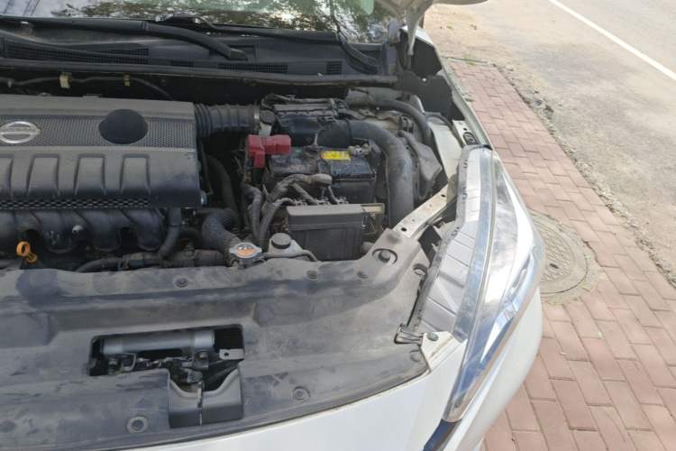 Used Nissan Lannia 2016 1.6L CVT Cool Edition Engine Bay Left
