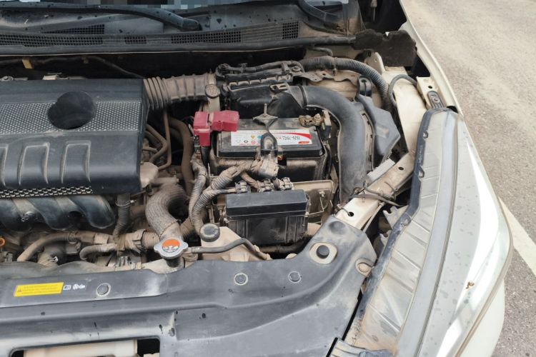 Used Nissan Lannia 2016 1.6L CVT Cool Edition Engine Bay Left