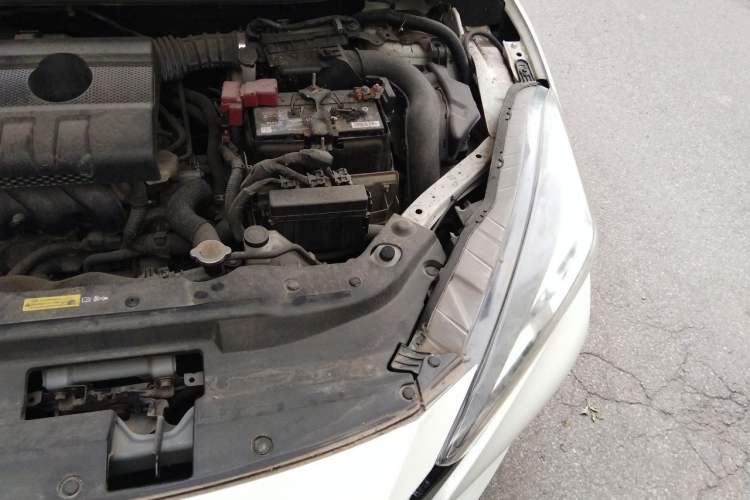 Used Nissan Lannia 2016 1.6L CVT Smart Cool Edition Engine Bay Left