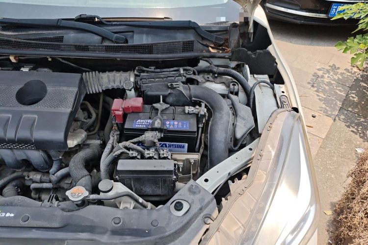 Used Nissan Lannia 2016 1.6L CVT Smart Cool Edition Engine Bay Left