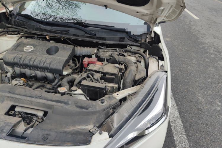 Used Nissan Lannia 2016 1.6L CVT Smart Cool Edition Engine Bay Left