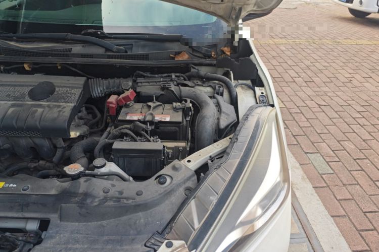 Used Nissan Lannia 2016 1.6L CVT Smart Cool Edition Engine Bay Left
