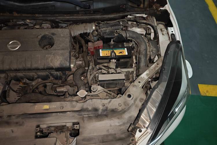 Used Nissan Lannia 2016 1.6L CVT Smart Cool Edition Engine Bay Left