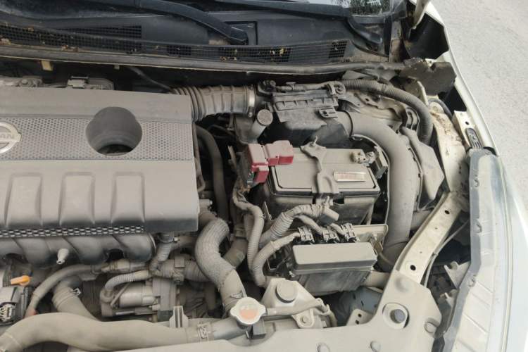 Used Nissan Lannia 2016 1.6L CVT Smart Cool Edition Engine Bay Left