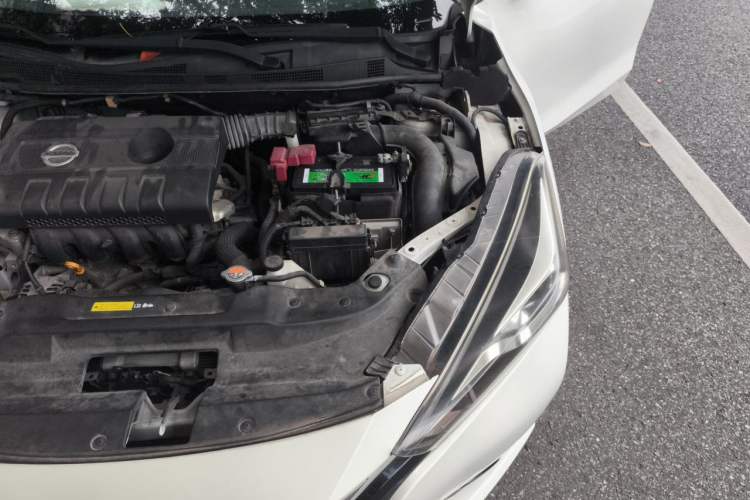 Used Nissan Lannia 2016 1.6L CVT Smart Cool Edition Engine Bay Left