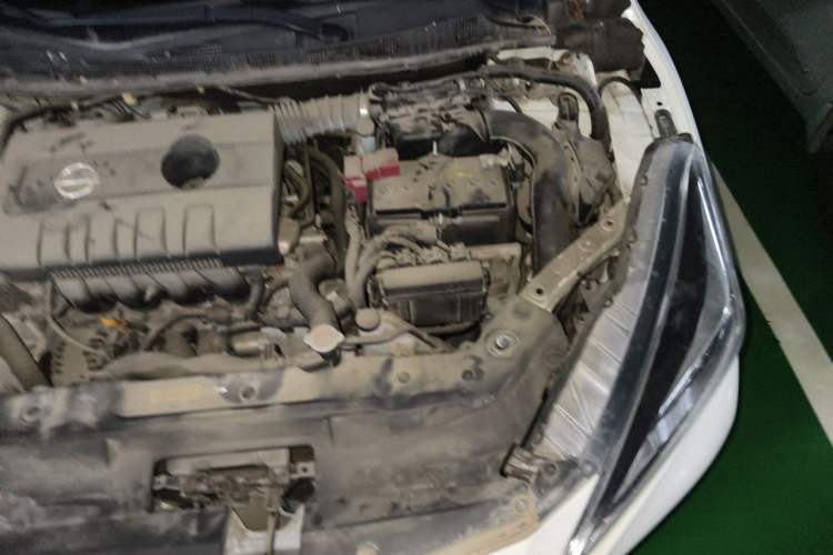 Used Nissan Lannia 2016 1.6L Manual Cool Edition Engine Bay Left