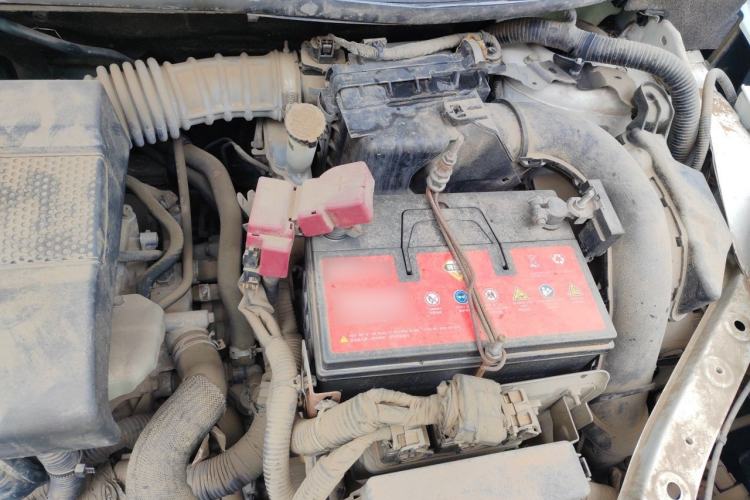 Used Nissan Lannia 2016 1.6L CVT Cool Edition Engine Bay Left