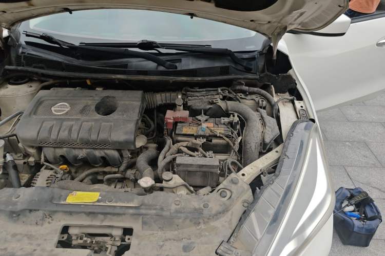 Used Nissan Lannia 2016 1.6L Manual Fashion Edition Engine Bay Left